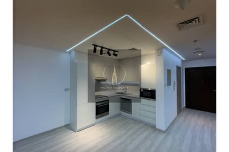 2 Bedroom Apartment for Sale in Dubai Marina, Dubai - Sulafa Tower - High Floor - 2Br - 960sqft - 2 Full Bathroom - 1.5M-images-7. jpg