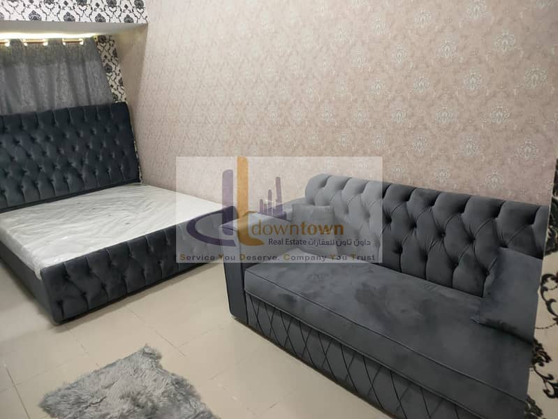 4 3aaf005c-2ea5-4720-ba56-190d82b04d27. jpg
