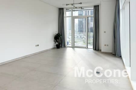 Luxury Unit | Prime Location | Grand Layout