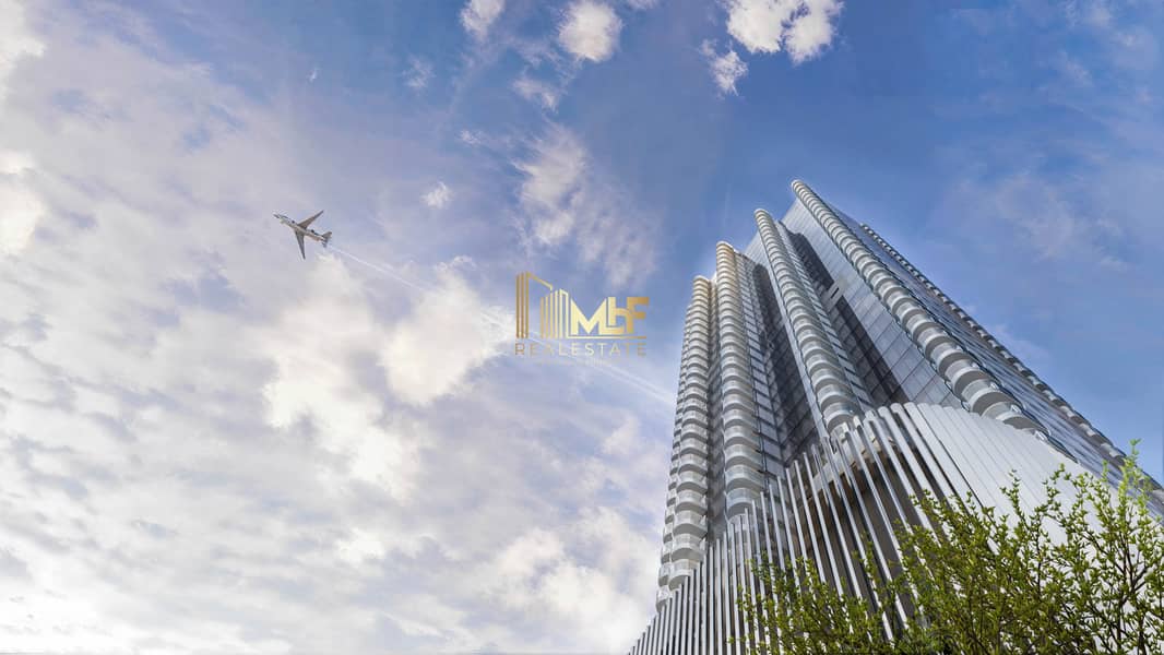 25 Render_WResidencesJLT_LookingUp. jpeg