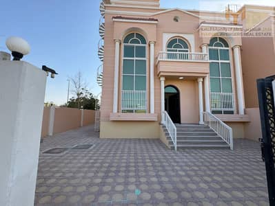 Elegant 6  Bedrooms Private Entrance Villa