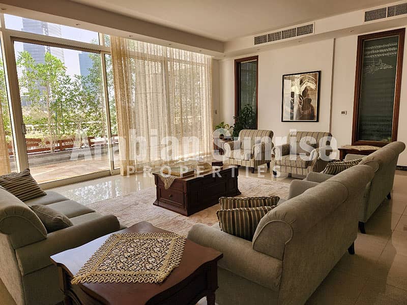 3 Hydra-Avenue-Towers-4Br-TH-C6-B6-Living-1-Modified-6BR. jpg