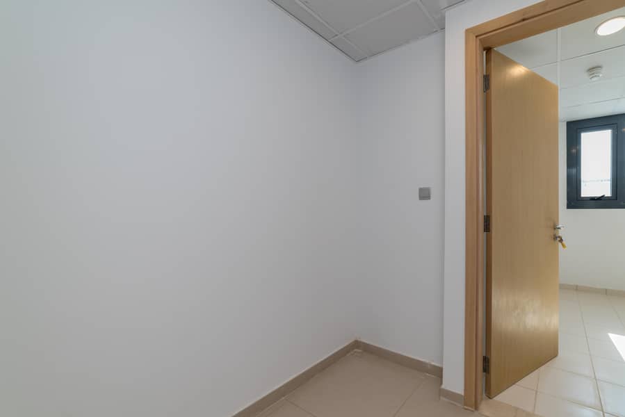 15 606 - 3 BR-7. jpg