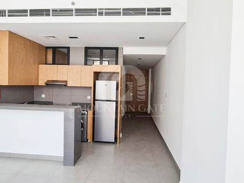 Studio✔️ with Extra Bedroom ✔️ Prime Location
