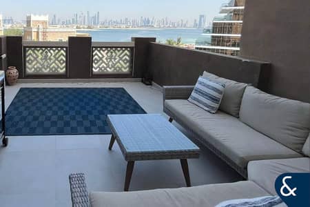 2 Bedroom Flat for Rent in Palm Jumeirah, Dubai - Two Bedrooms | Two Car Parks | 2,203 Sq Ft