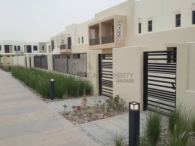 Single Row|Landscape|Near to pool| 3 + maid Single Row|Landscape|Near to pool| 3 + maid