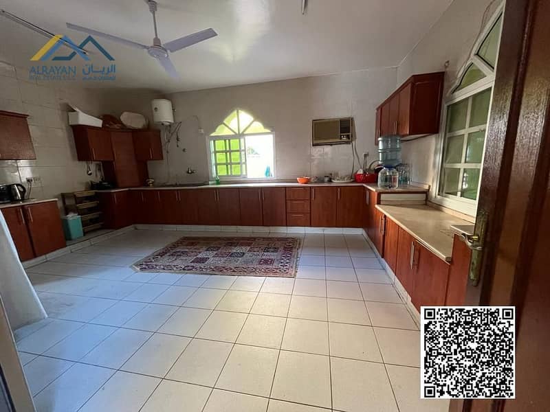16 98cafec3-8ac0-43dc-8ab6-53bea384500c. jpg