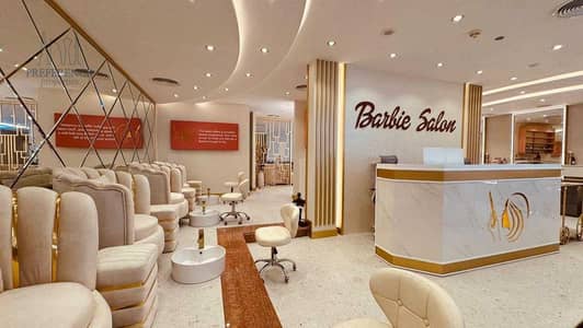 Shop for Sale in Jumeirah Lake Towers (JLT), Dubai - Ready Business for Sale | High-End Ladies' Salon | Motivated Seller