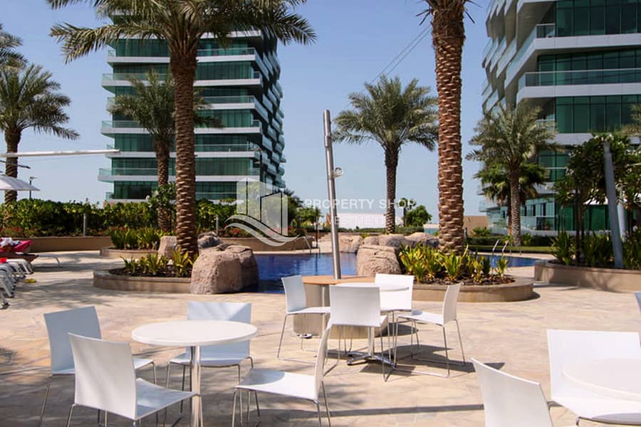 9 abu-dhabi-al-raha-beach-al-bandar-community-swimming-pool-1. JPG