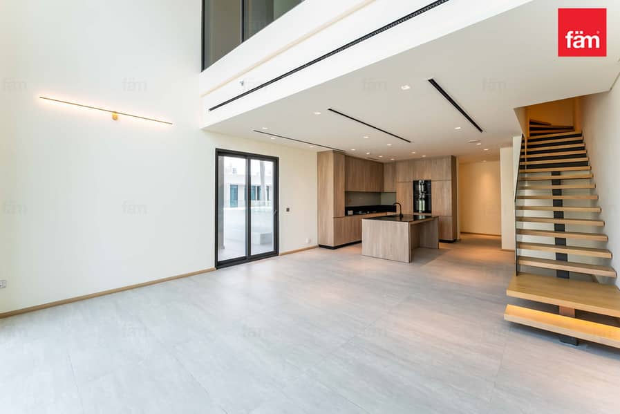 Luxury Sky Villa | Corner | Privet Pool | Ready Luxury Sky Villa | Corner | Privet Pool | Ready