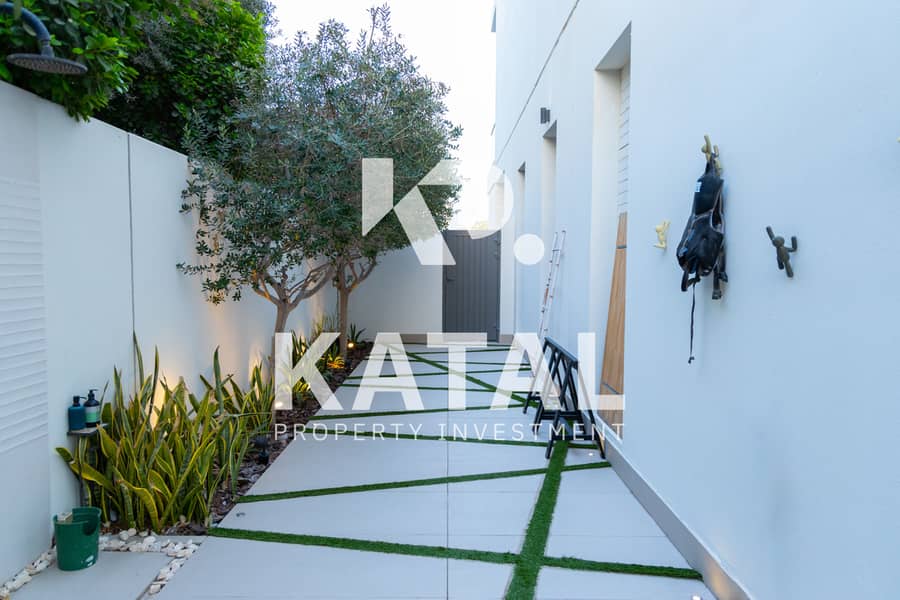 16 4 bedroom_for sale_Aspens Yas Acres_Yas Island_TOWNHOUSE 14. jpg