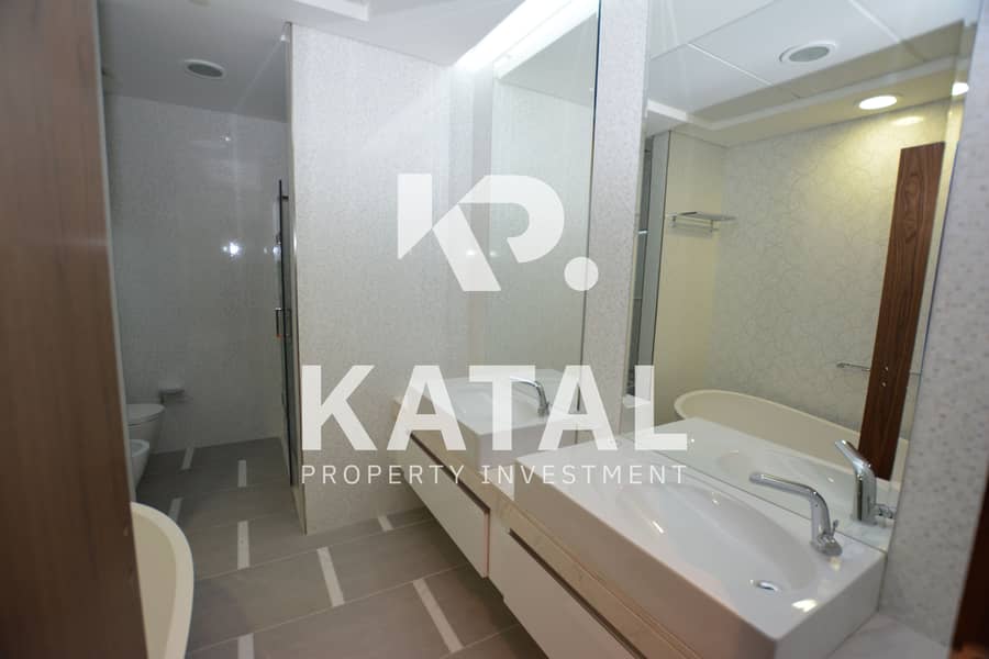 24 The Gate Tower 2, The Gate Tower, Shams Gate District, Al Reem Island, Abu Dhabi,Reem Mall 010. JPG