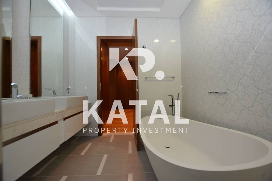 25 The Gate Tower 2, The Gate Tower, Shams Gate District, Al Reem Island, Abu Dhabi,Reem Mall 011. JPG