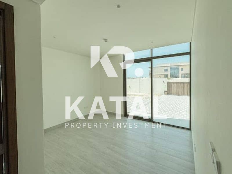 12 Al Jubail Island, Abu Dhabi 4-6BHK Villa for Sale,Rent Jubail Island 0015. jpg