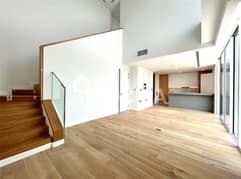 Unique Duplex Penthouse | VOT | Scenic Green Views