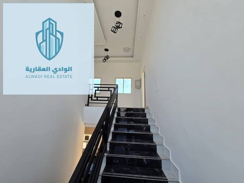 4 WhatsApp Image 2025-04-16 at 19.51. 11_afd428c9. jpg