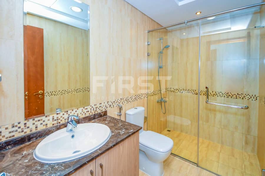 9 Internal Photo of 3 Bedroom Villa in Al Salam Street Bloom Gardens Abu Dhabi UAE (7). jpg