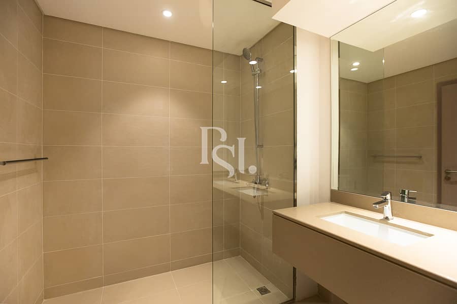 10 water-edge-yas-island-abu-dhabi-bathroom (4). JPG