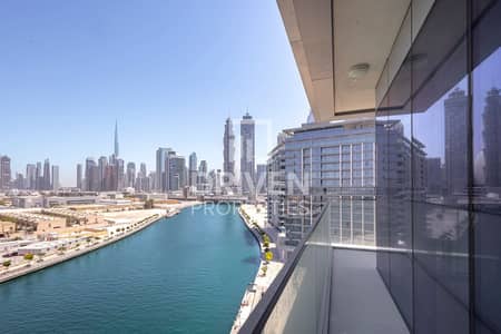 2 Bedroom Apartment for Sale in Al Wasl, Dubai - Huge Apt plus Maids Room | Corner with Burj View