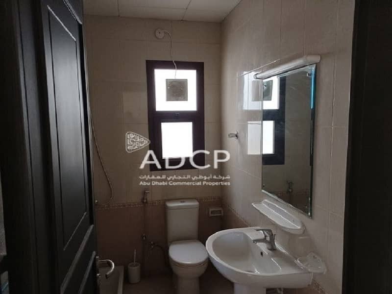 5 BATHROOM(48). jpg
