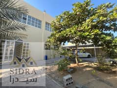 فيلا في موقع مميز في الجرف 14 الف قدم للبيع كاش مليون و600