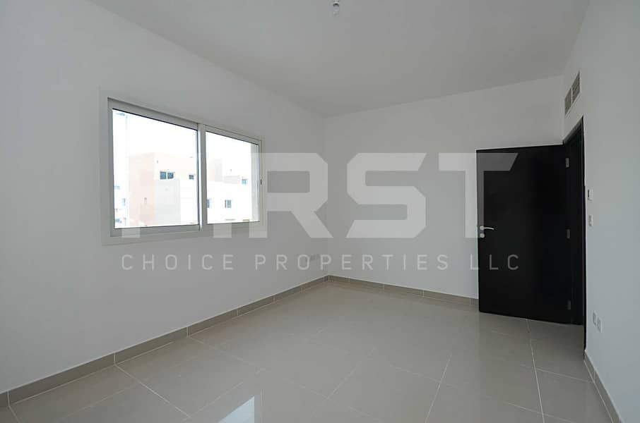 8 Internal Photo of 4 Bedroom Villa in Al Reef Villas Al Reef Abu Dhabi UAE (33). jpg