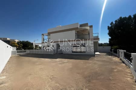 4 Bedroom Villa for Sale in DAMAC Hills, Dubai - Huge Corner Plot | Lake View | Single Row