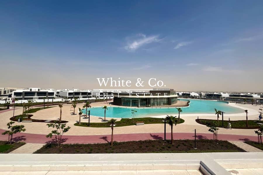 Pool View | Rooftop Terrace | Managed Unit Pool View | Rooftop Terrace | Managed Unit