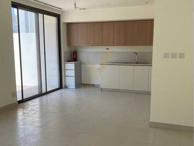 4 Bedroom Townhouse for Rent in Dubai South, Dubai - Large plot-Opposite to Pool and Park | Parkside 2