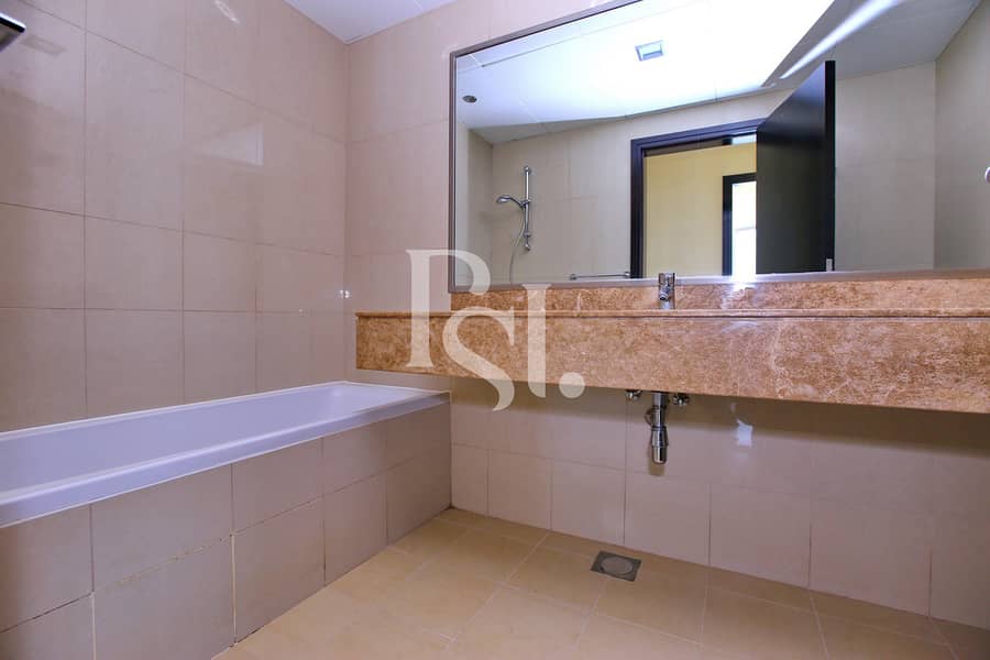 10 3BRM-Unit-4301-Sun-Tower-Shams-Abu-Dhabi-Al-Reem-Island-Abu-Dhabi-UAE (1). jpg