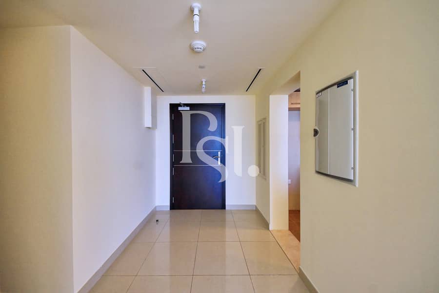 7 2BRM-Unit-2507-BUA-1300-SQFT-Sun-Tower-Shams-Abu-Dhabi-Al-Reem-Island-UAE (7). jpg