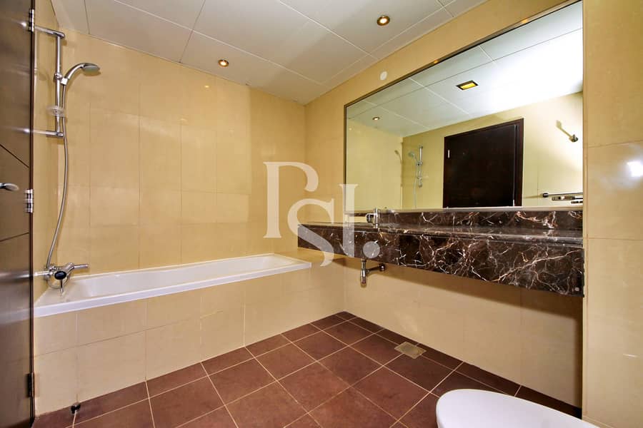 9 2BRM-Unit-2507-BUA-1300-SQFT-Sun-Tower-Shams-Abu-Dhabi-Al-Reem-Island-UAE (16). jpg