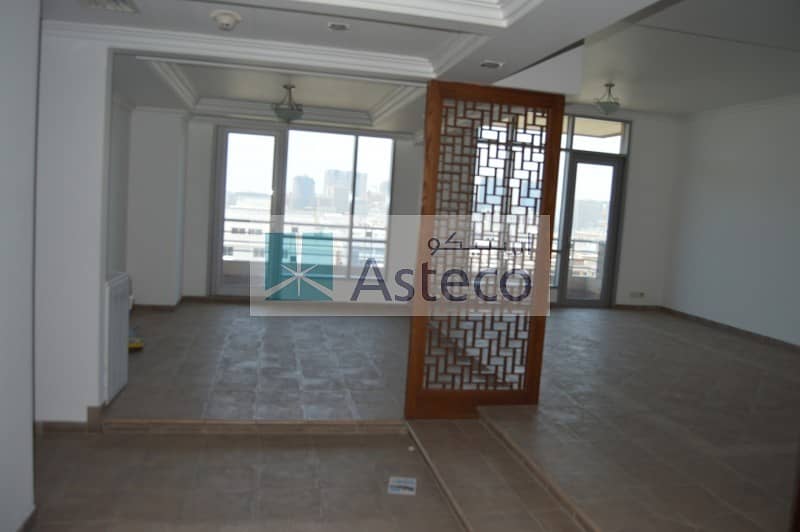 Luxury 3BR Duplex With Maid's Room in Bur Dubai