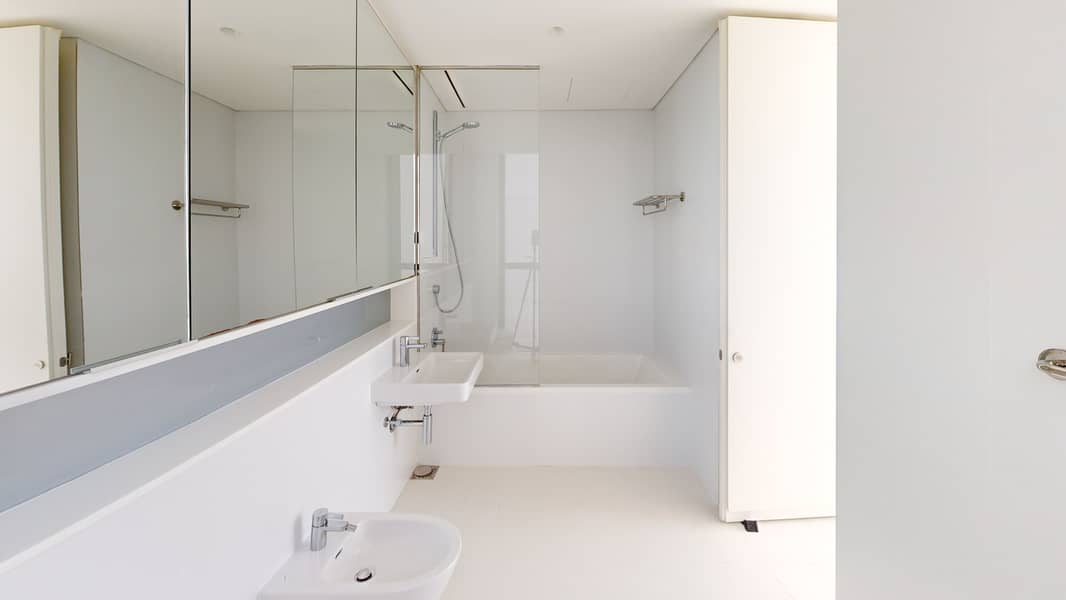 29 Bathroom (11). jpg