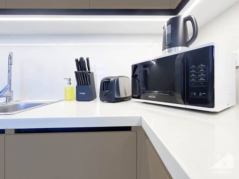 9 Crown Tower - 1207 - Kitchen -3. jpg