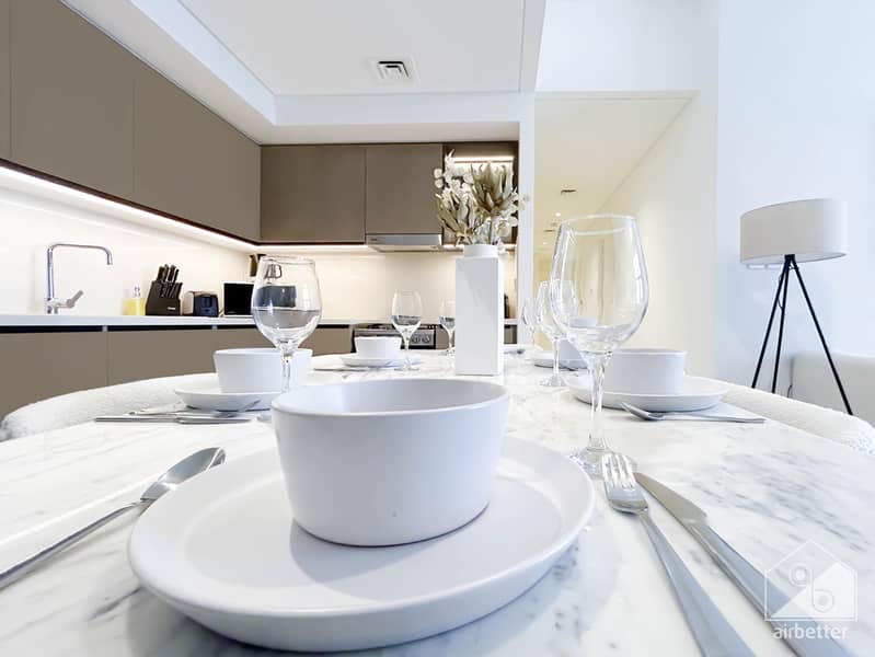 11 Crown Tower - 1207 - Kitchen -1. jpg