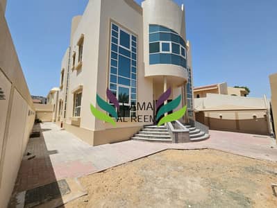 فیلا 5 غرف نوم للايجار في جميرا، دبي - 20250417_130307. jpg