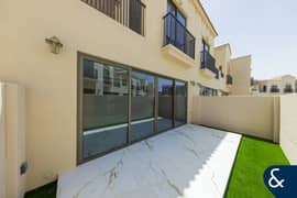 Exclusive | Landscaped | Internal View