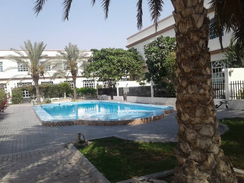 Very nice 3 Bedroom villa with shared pool in Umm SUqeim 1
