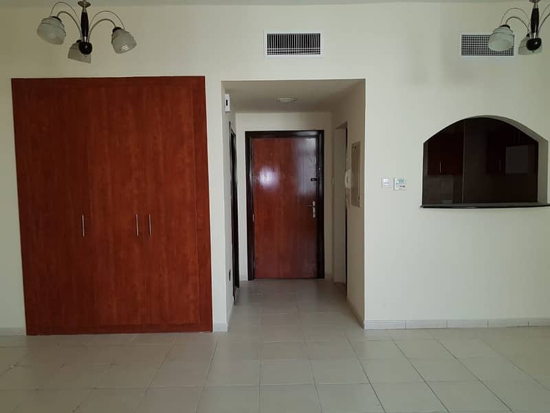 Studio For Rent in University View - Dubai Silicon Oasis