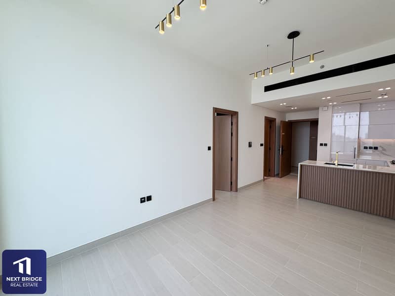 2 image00008. jpg