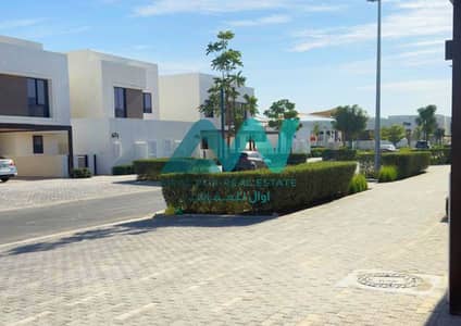 5 Bedroom Villa for Rent in Yas Island, Abu Dhabi - New Project. jpg