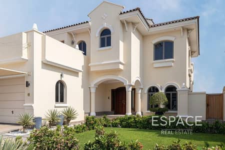 4 Bedroom Villa for Sale in Palm Jumeirah, Dubai - High Number Garden Home Villa | Palm Jumeirah