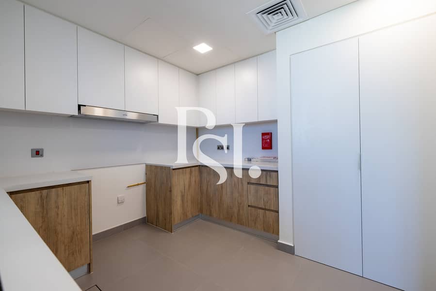 10 3brm-townhouse-noya-viva-yas-lsland-abu-dhabi-6. jpg