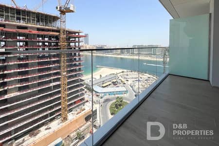 1 Bedroom Apartment for Sale in Dubai Harbour, Dubai - Full Palm View | Prime Location | Vacant