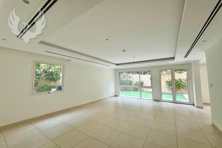 4 Bedroom Villa for Sale in Dubai Science Park, Dubai - 4D2 | FULLY UPGRADED AND FURNISHED | HIGH QUALITY