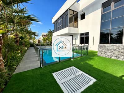 luxury 5BR villa / single row / private pool / strategic location