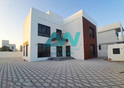 5 Bedroom Villa for Sale in Al Shamkha, Abu Dhabi - New Project(3). jpg