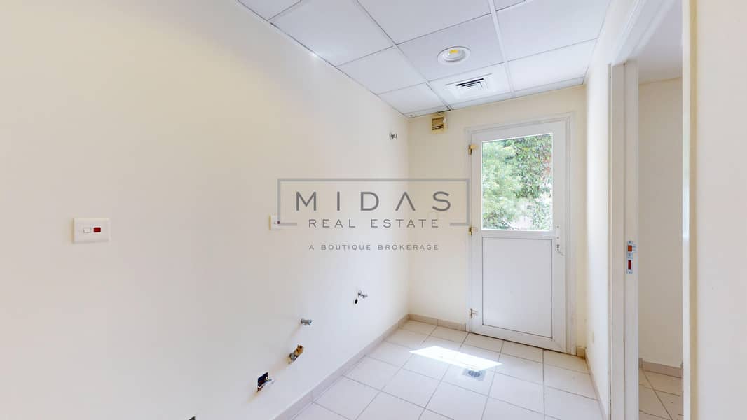 7 MIDAS-REAL-ESTATE-Meadows-9--04182025_131737. jpg