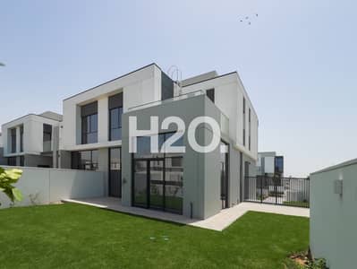 تاون هاوس 4 غرف نوم للايجار في الفرجان، دبي - تاون هاوس في مروج الفرجان غرب،الفرجان غرب،الفرجان 4 غرف 240000 درهم - 11387997